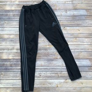 Youth XL Adidas black/gray joggers